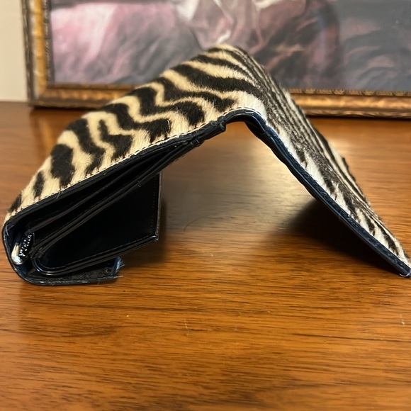 EUC Furla zebra print wallet - Picture 9 of 11